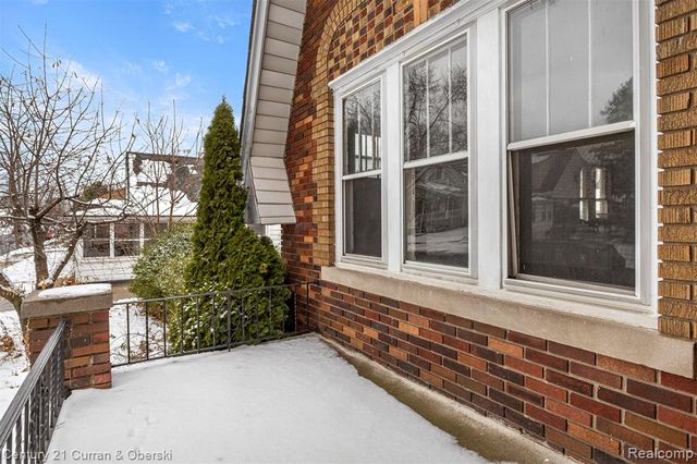 1520 Garfield Avenue, Lincoln Park, MI 48146