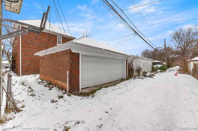 1520 Garfield Avenue, Lincoln Park, MI 48146