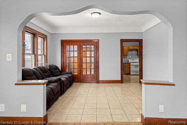 1520 Garfield Avenue, Lincoln Park, MI 48146