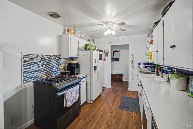 828 Laguna St, Napa, CA 94558