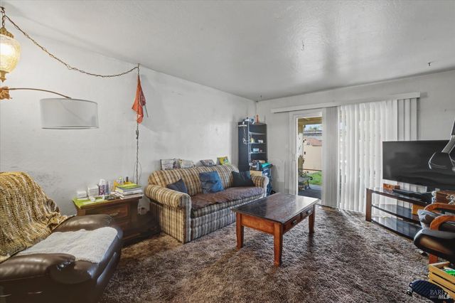 828 Laguna St, Napa, CA 94558