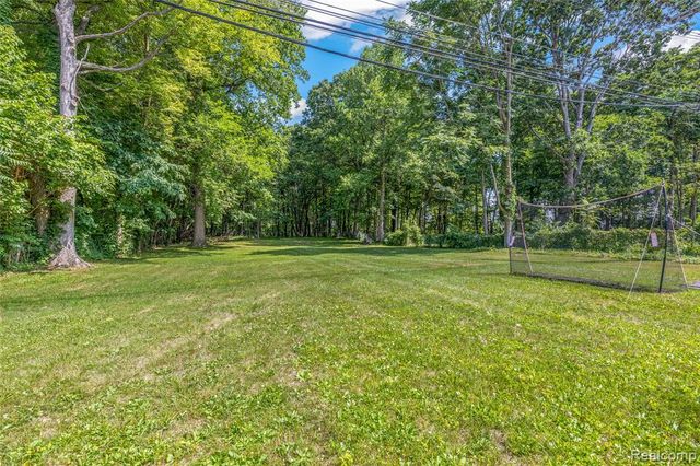 39000 Wabash Street, Romulus, MI 48174