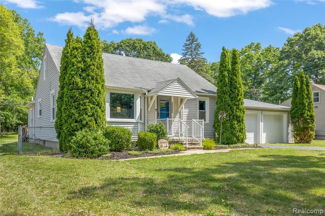 39000 Wabash Street, Romulus, MI 48174