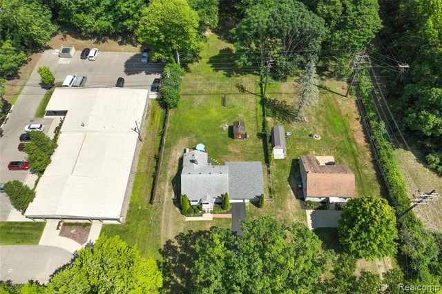 39000 Wabash Street, Romulus, MI 48174