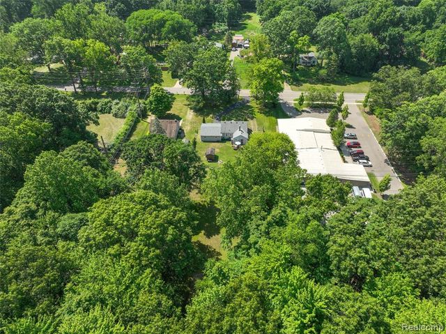 39000 Wabash Street, Romulus, MI 48174