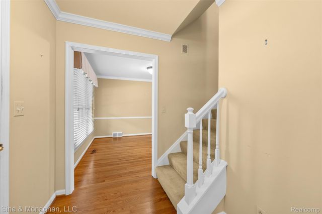 2379 Park Ridge Drive, Bloomfield Hills, MI 48304