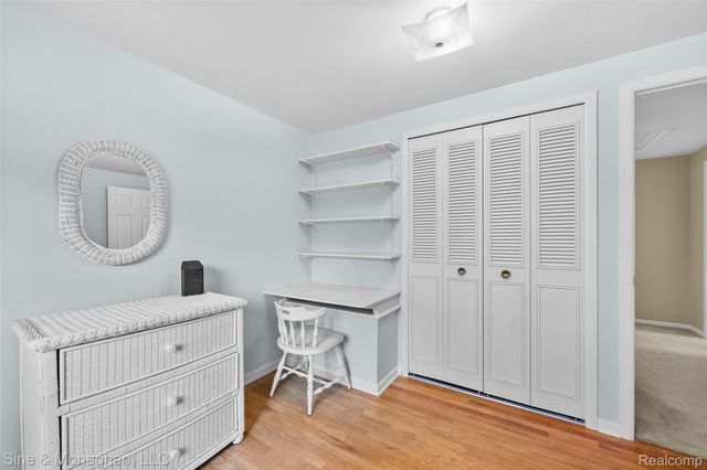 2379 Park Ridge Drive, Bloomfield Hills, MI 48304