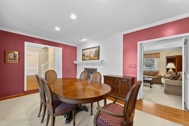 2379 Park Ridge Drive, Bloomfield Hills, MI 48304