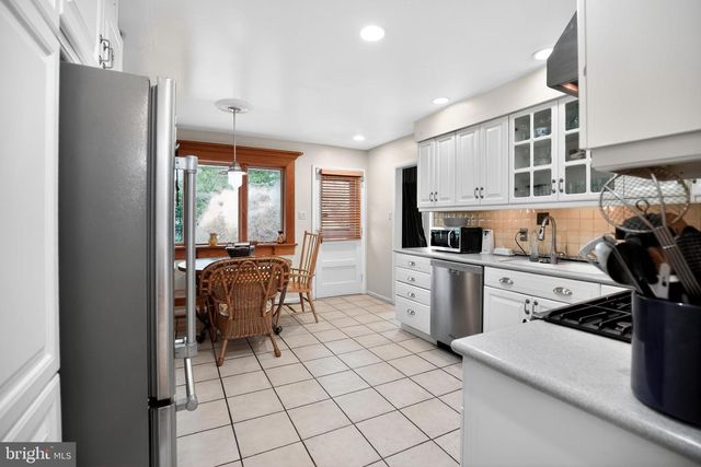 1005 QUILL LN, Oreland, PA 19075