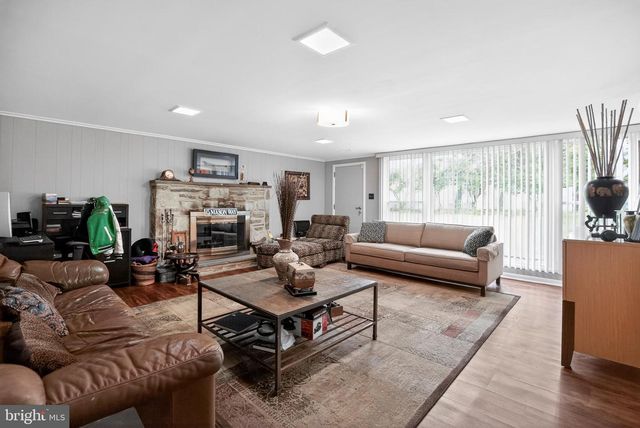 1005 QUILL LN, Oreland, PA 19075