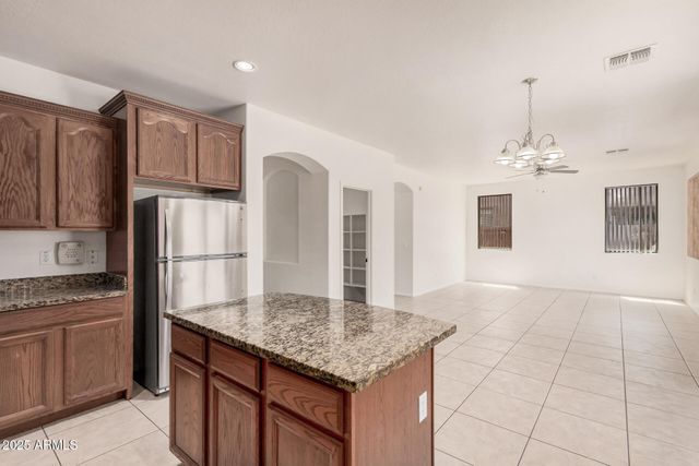 7352 W VALENCIA Drive, Laveen, AZ 85339