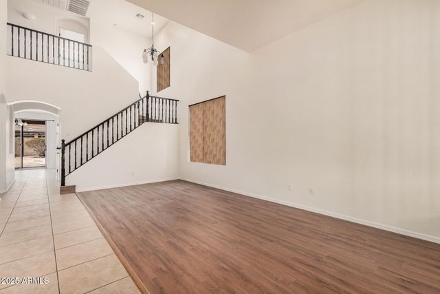 7352 W VALENCIA Drive, Laveen, AZ 85339