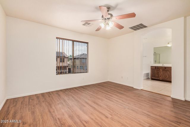 7352 W VALENCIA Drive, Laveen, AZ 85339