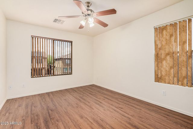 7352 W VALENCIA Drive, Laveen, AZ 85339