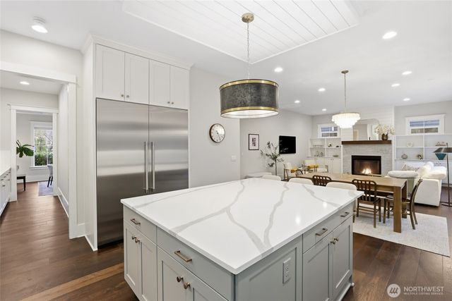 4716 48th Avenue NE, Seattle, WA 98105