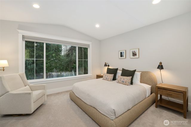 4716 48th Avenue NE, Seattle, WA 98105