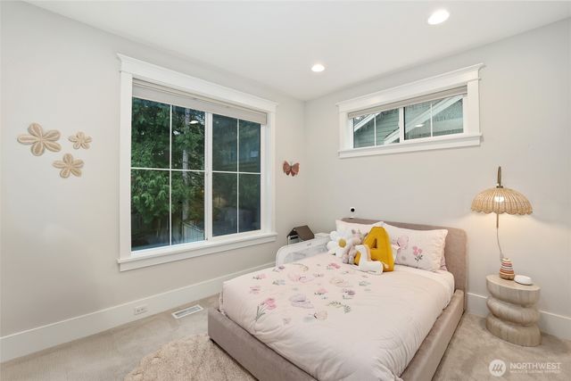 4716 48th Avenue NE, Seattle, WA 98105