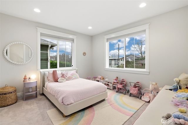 4716 48th Avenue NE, Seattle, WA 98105