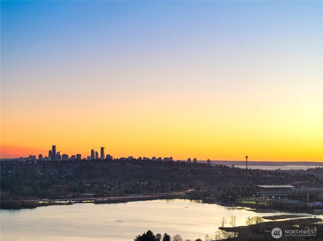 4716 48th Avenue NE, Seattle, WA 98105