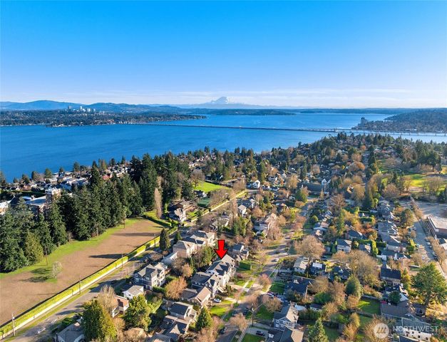 4716 48th Avenue NE, Seattle, WA 98105