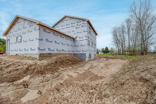 1631 EMERSON COURT, Green Bay, WI 54313