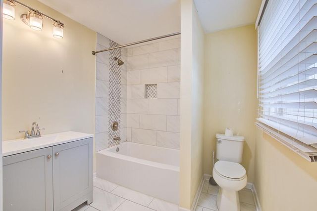 5918 Griffin Street, Hanahan, SC 29410