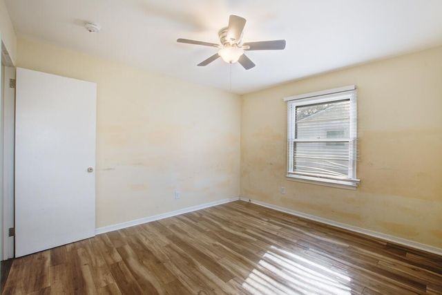 5918 Griffin Street, Hanahan, SC 29410