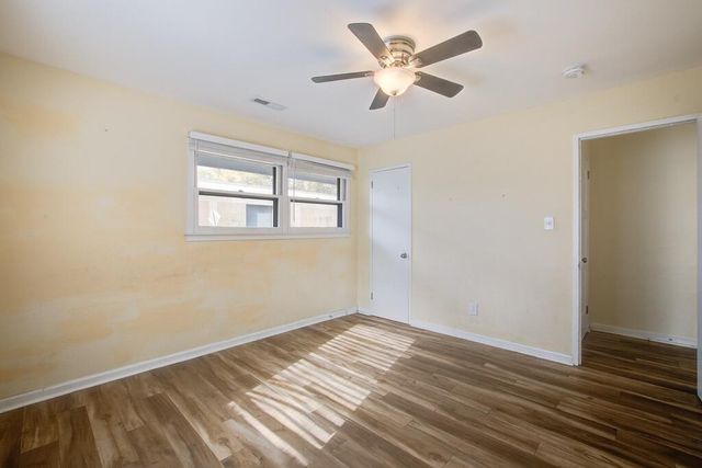 5918 Griffin Street, Hanahan, SC 29410