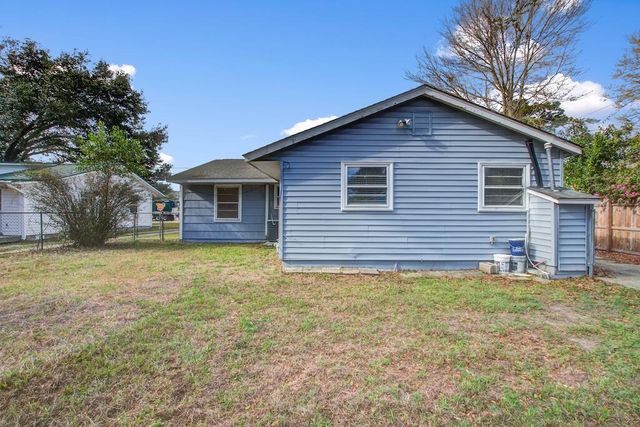 5918 Griffin Street, Hanahan, SC 29410