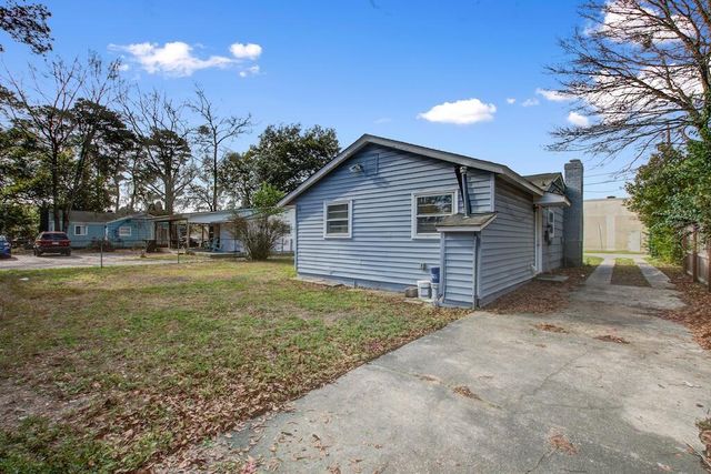 5918 Griffin Street, Hanahan, SC 29410