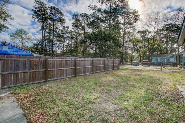 5918 Griffin Street, Hanahan, SC 29410