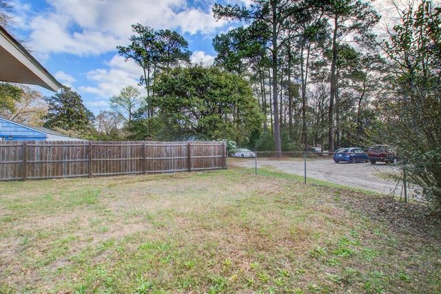 5918 Griffin Street, Hanahan, SC 29410