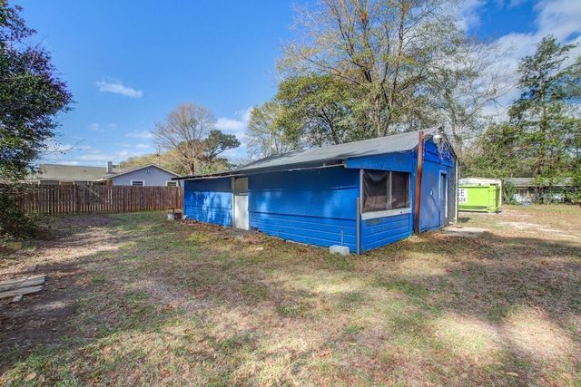 5918 Griffin Street, Hanahan, SC 29410