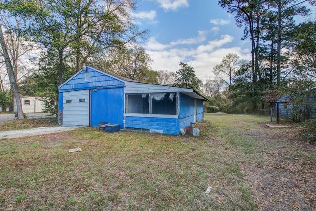 5918 Griffin Street, Hanahan, SC 29410