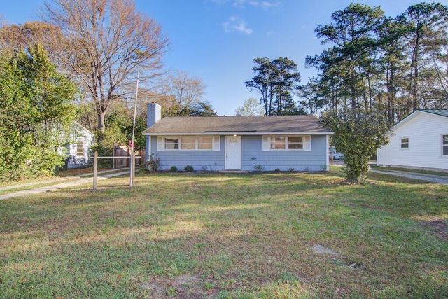 5918 Griffin Street, Hanahan, SC 29410