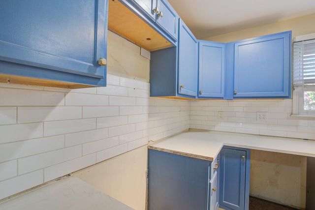 5918 Griffin Street, Hanahan, SC 29410