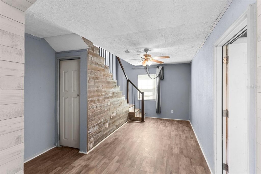 Image 16 of property listing at 16727 SE 91ST STREET, Lake Butler, FL 32054