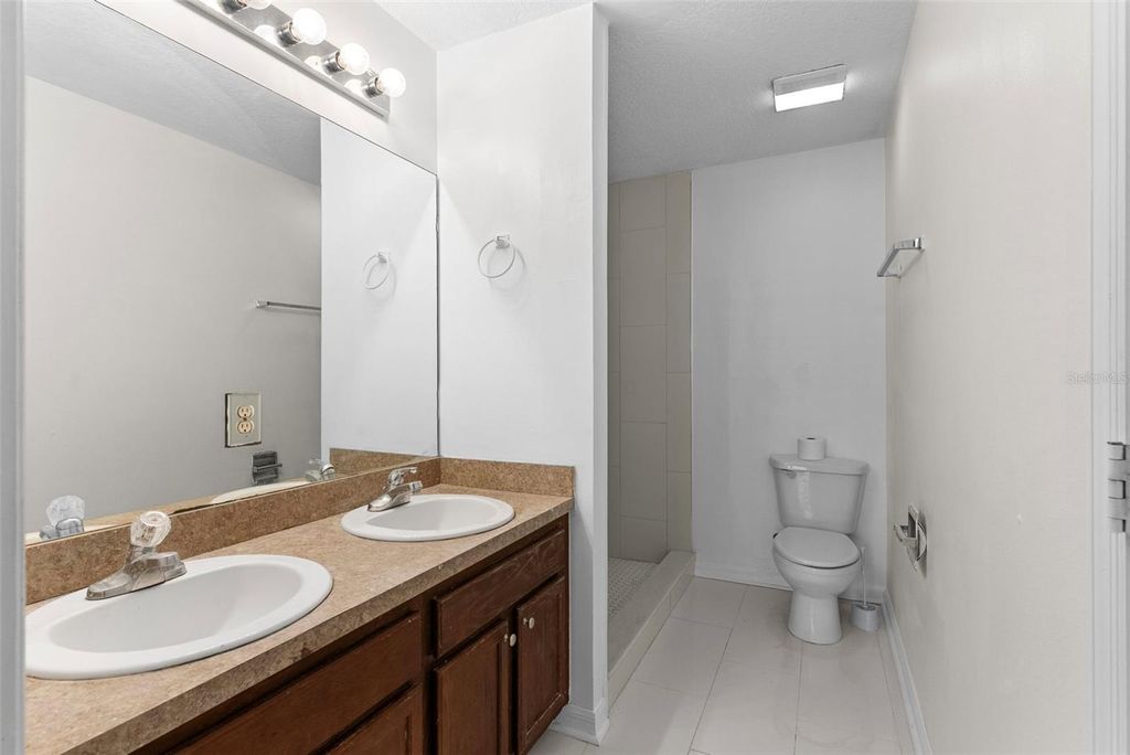 Image 20 of property listing at 16727 SE 91ST STREET, Lake Butler, FL 32054