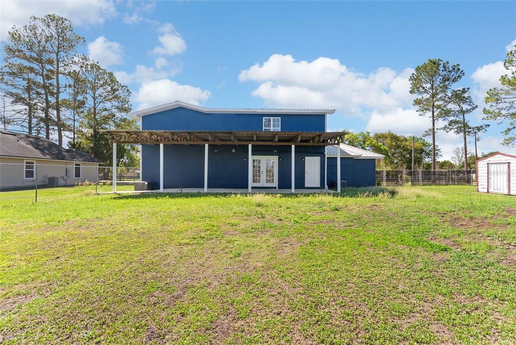 Image 34 of property listing at 16727 SE 91ST STREET, Lake Butler, FL 32054