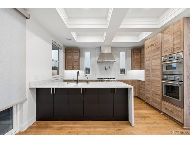 2227 N Clarkson St, Denver, CO 80205