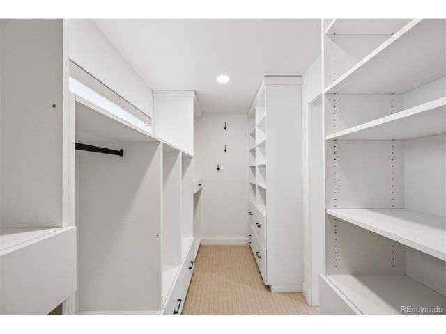 2227 N Clarkson St, Denver, CO 80205