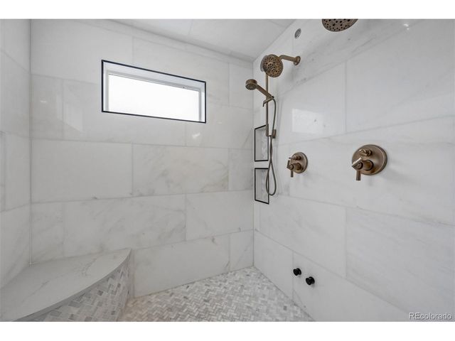 2227 N Clarkson St, Denver, CO 80205