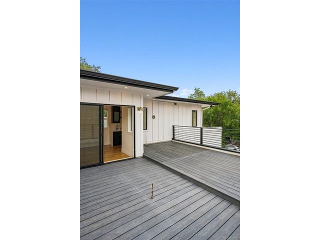 2227 N Clarkson St, Denver, CO 80205