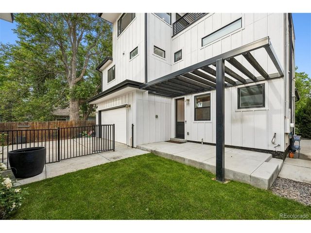 2227 N Clarkson St, Denver, CO 80205