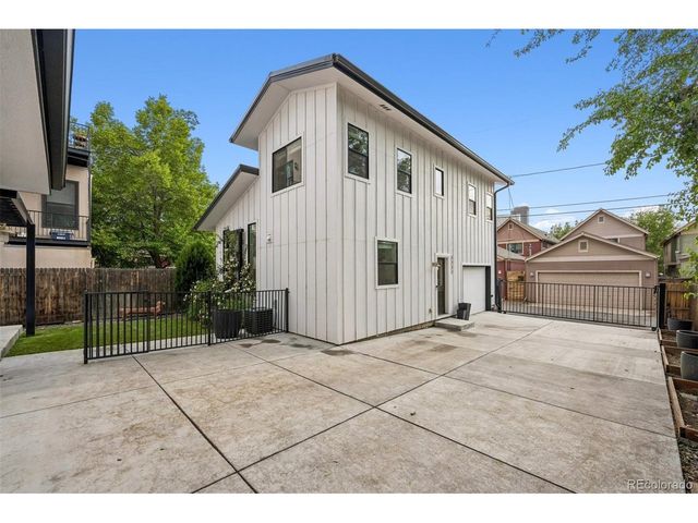2227 N Clarkson St, Denver, CO 80205