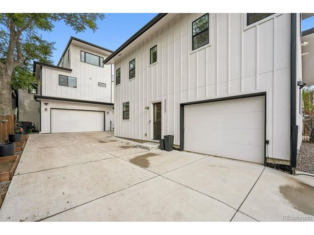 2227 N Clarkson St, Denver, CO 80205