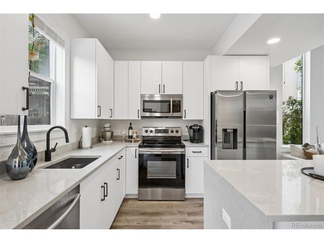 2227 N Clarkson St, Denver, CO 80205