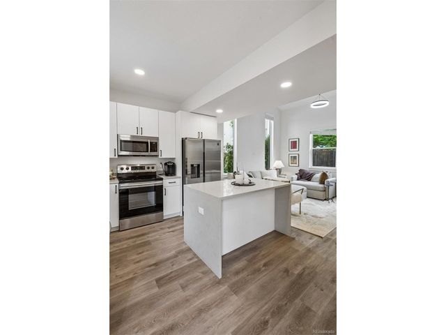 2227 N Clarkson St, Denver, CO 80205