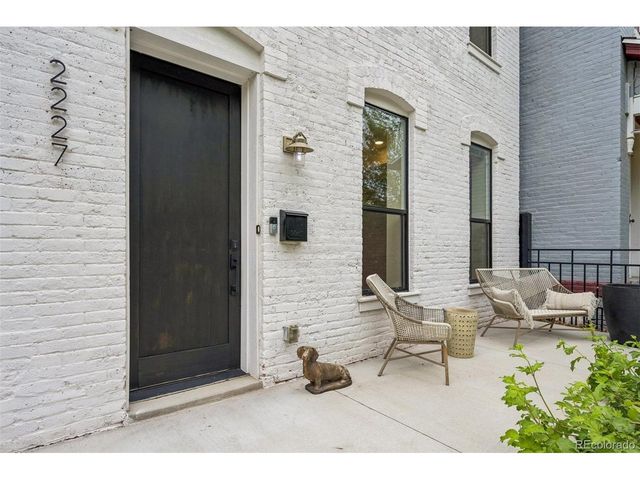 2227 N Clarkson St, Denver, CO 80205