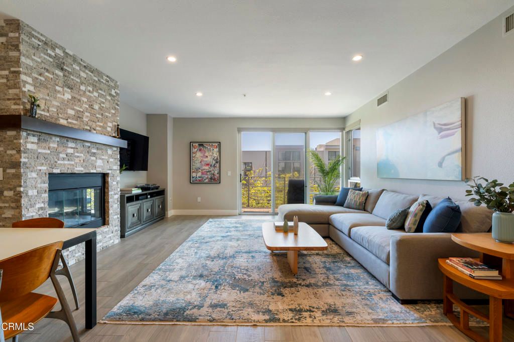 111 S De Lacey Avenue 304, Pasadena, CA 91105 — photo 3